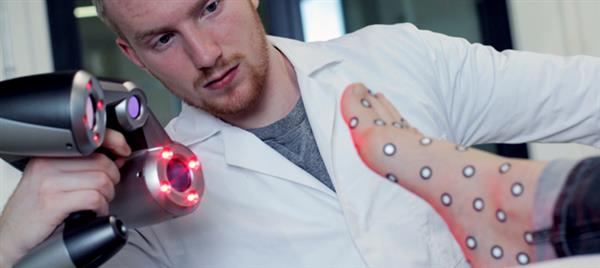 明智的選擇 3D打印時裝技術已不遠 拉夫堡大學正準備開發
3D打印時裝,3d打印時裝越來越靠譜了,3d打印時裝秀,青島3d打印公司,青島3d打印廠家,青島3d打印企業,青島3d打印店