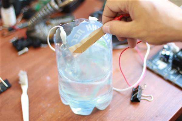 3D打印機DIY改裝過后 搖身一變成金屬激光切割機_e鍵3D打印服務 3D打印機DIY改裝過后 搖身一變成金屬激光切割機_e鍵3D打印服務