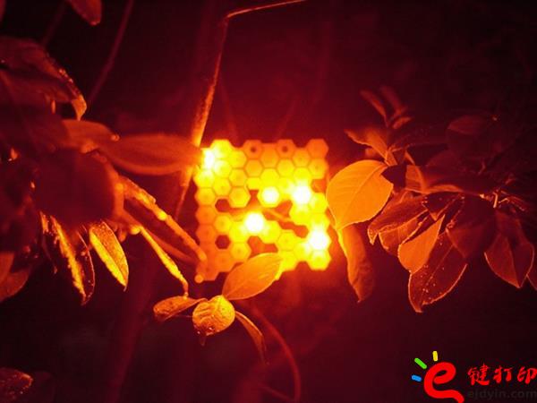 3D打印太陽(yáng)能蜂巢,教育從娃娃抓起 中小學(xué)生3D打印教育培訓(xùn)課程成功案例終極展示 3D打印太陽(yáng)能蜂巢,教育從娃娃抓起 中小學(xué)生3D打印教育培訓(xùn)課程成功案例終極展示